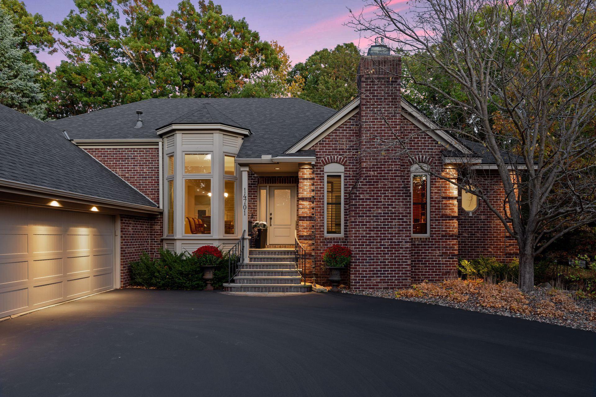14701 White Oak Drive, Burnsville, Minnesota image 5
