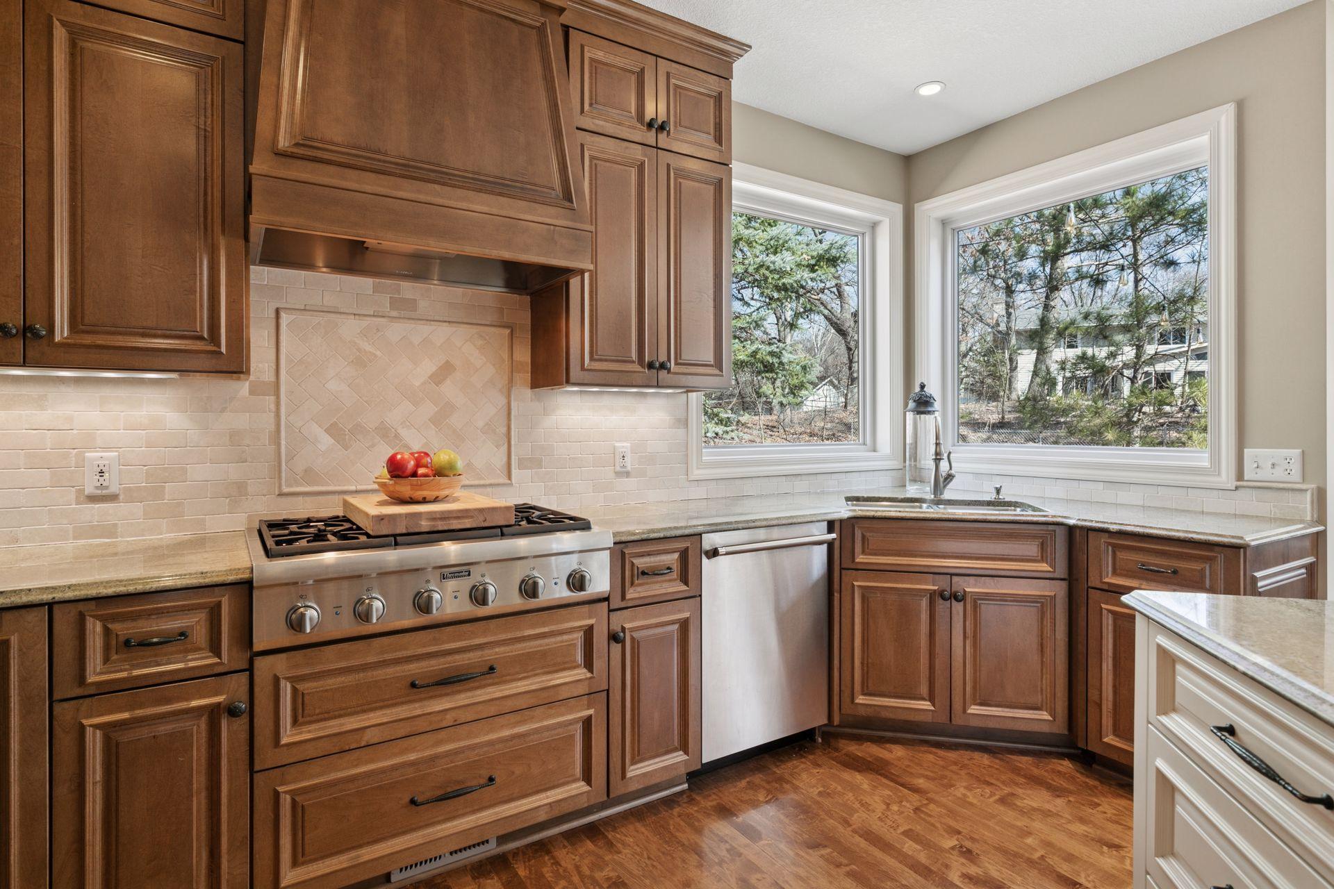 14701 White Oak Drive, Burnsville, Minnesota image 17