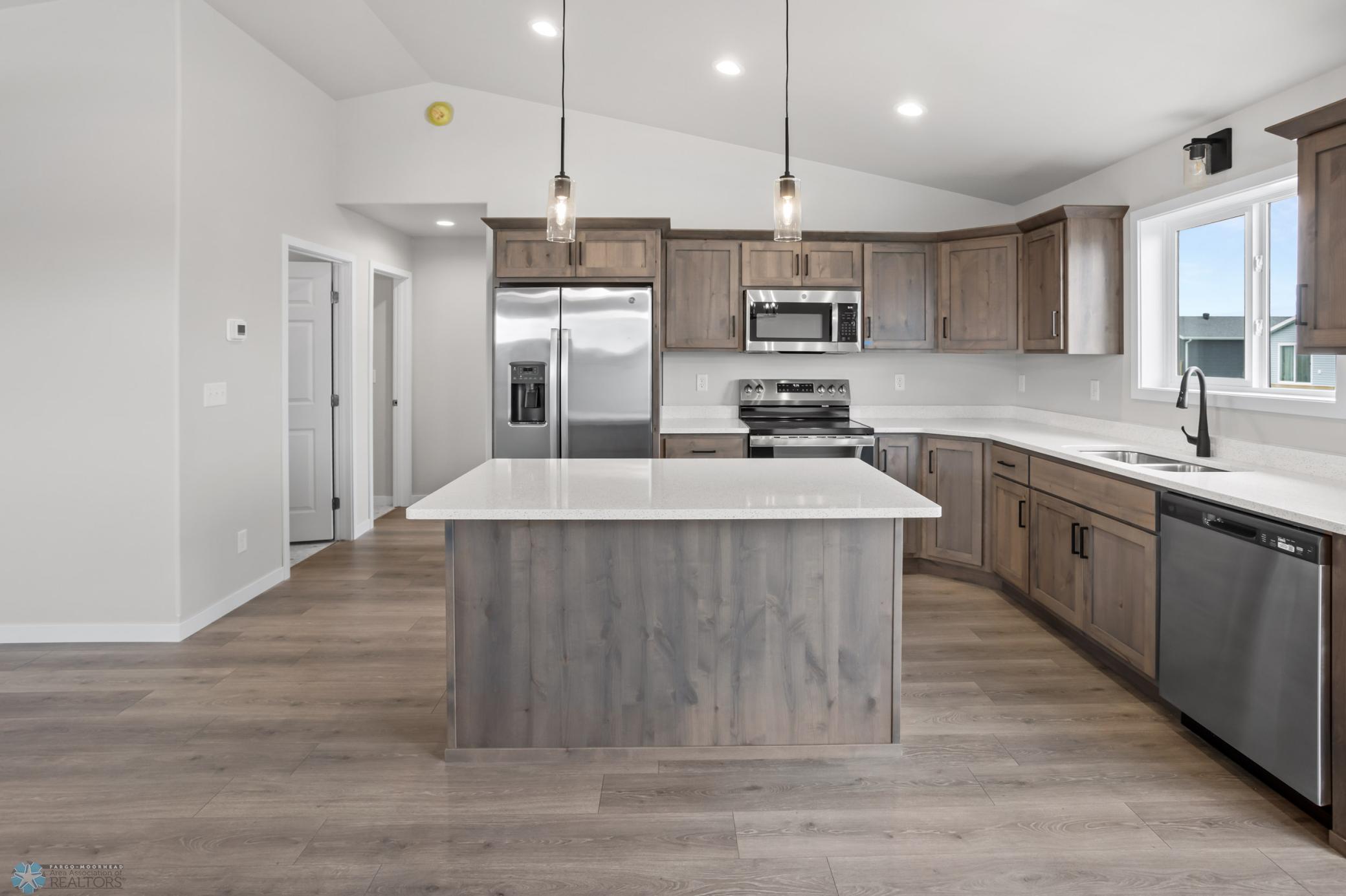 6713 Samuel Drive, Horace, North Dakota image 12