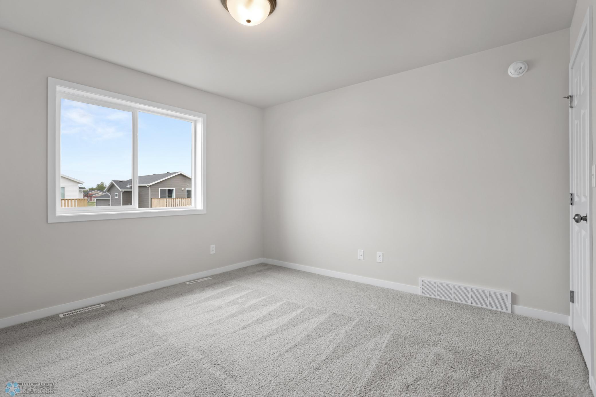 6713 Samuel Drive, Horace, North Dakota image 17