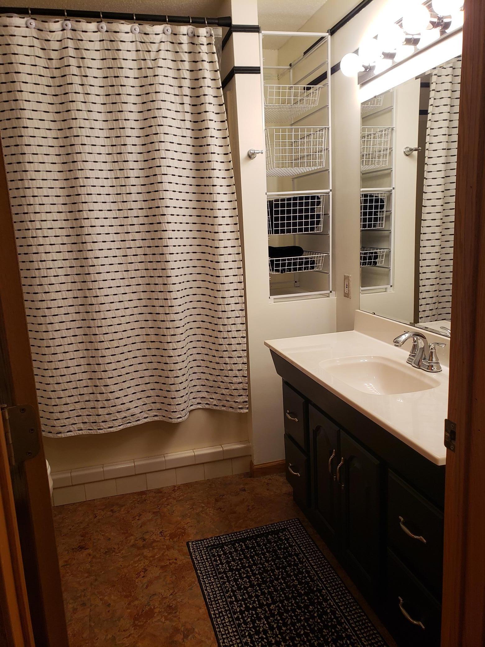 417 Wood Way, Burnsville, Minnesota image 33