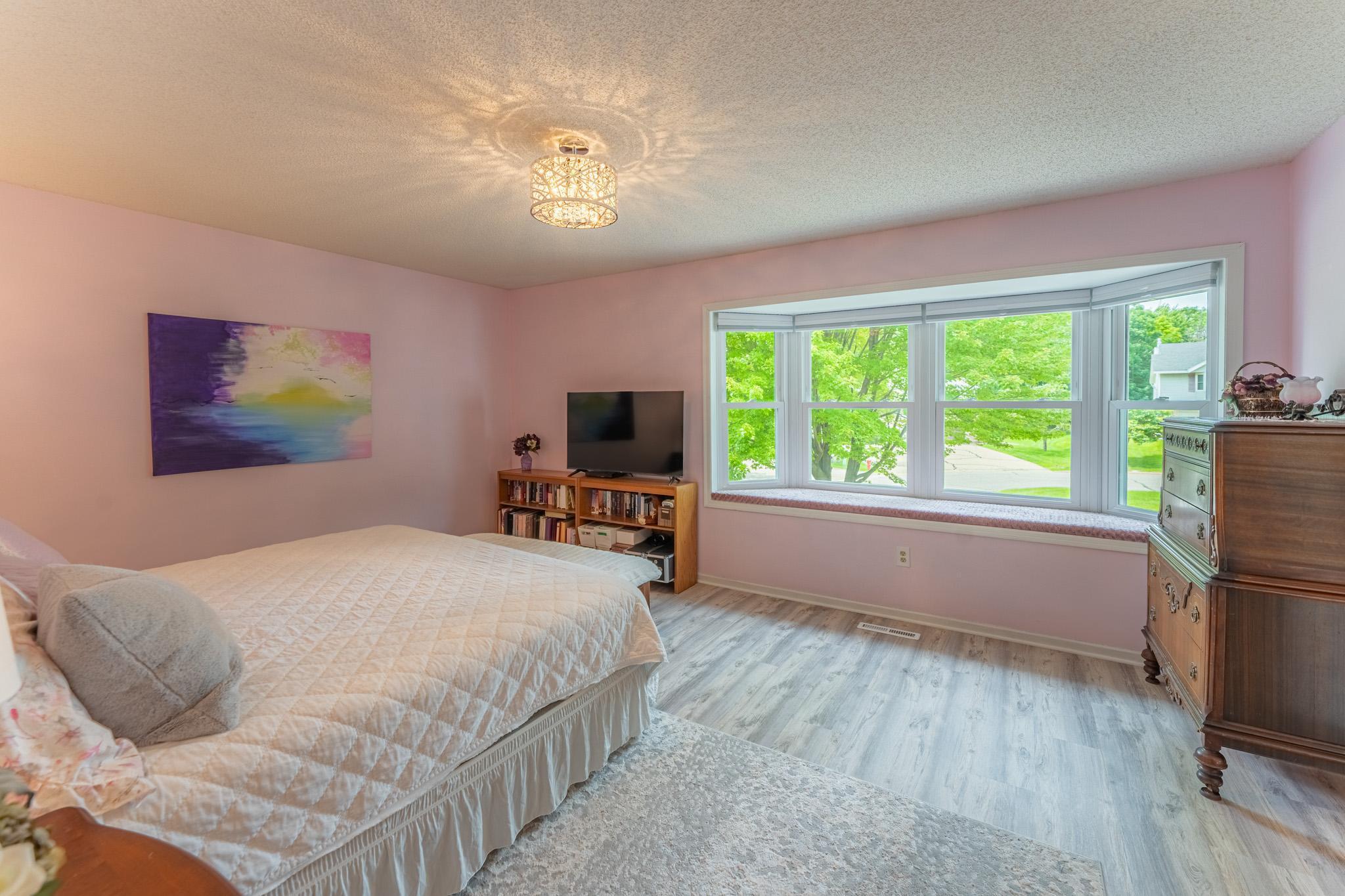 417 Wood Way, Burnsville, Minnesota image 18