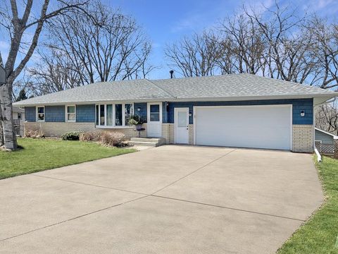 Homes For Sale - 479 Centennial Drive<br/> Saint Paul, MN 55113