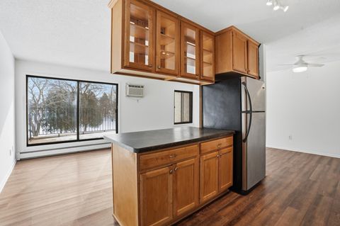 Condo For Sale - 4130 Rahn Road<br/> Dakota County, Saint Paul, MN 55122