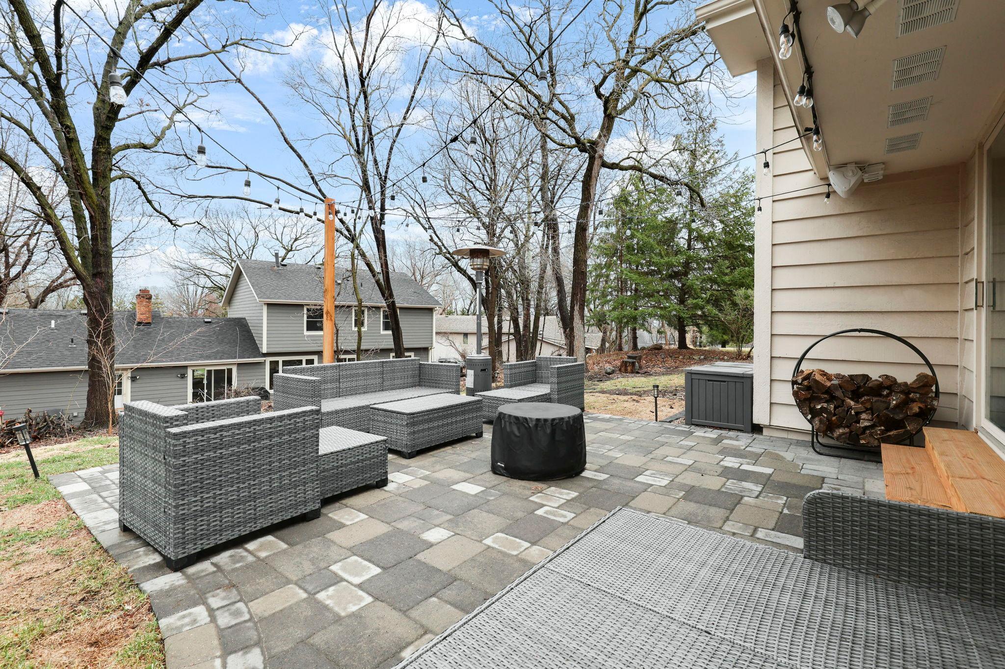 413 Brandywine Drive, Burnsville, Minnesota image 6