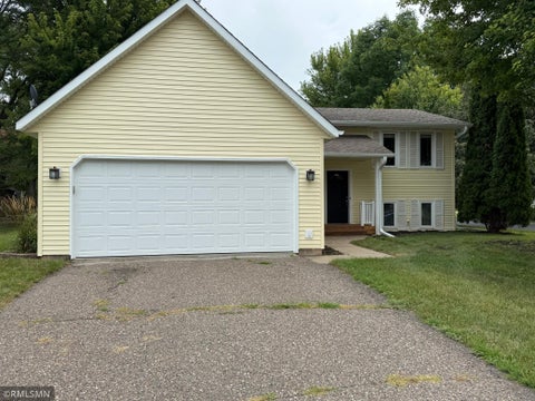 Homes For Sale - 3888 Gibraltar Trail<br/> Saint Paul, MN 55123