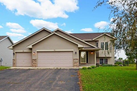 Homes For Sale - 406 66th Street<br/> Waverly, MN 55390