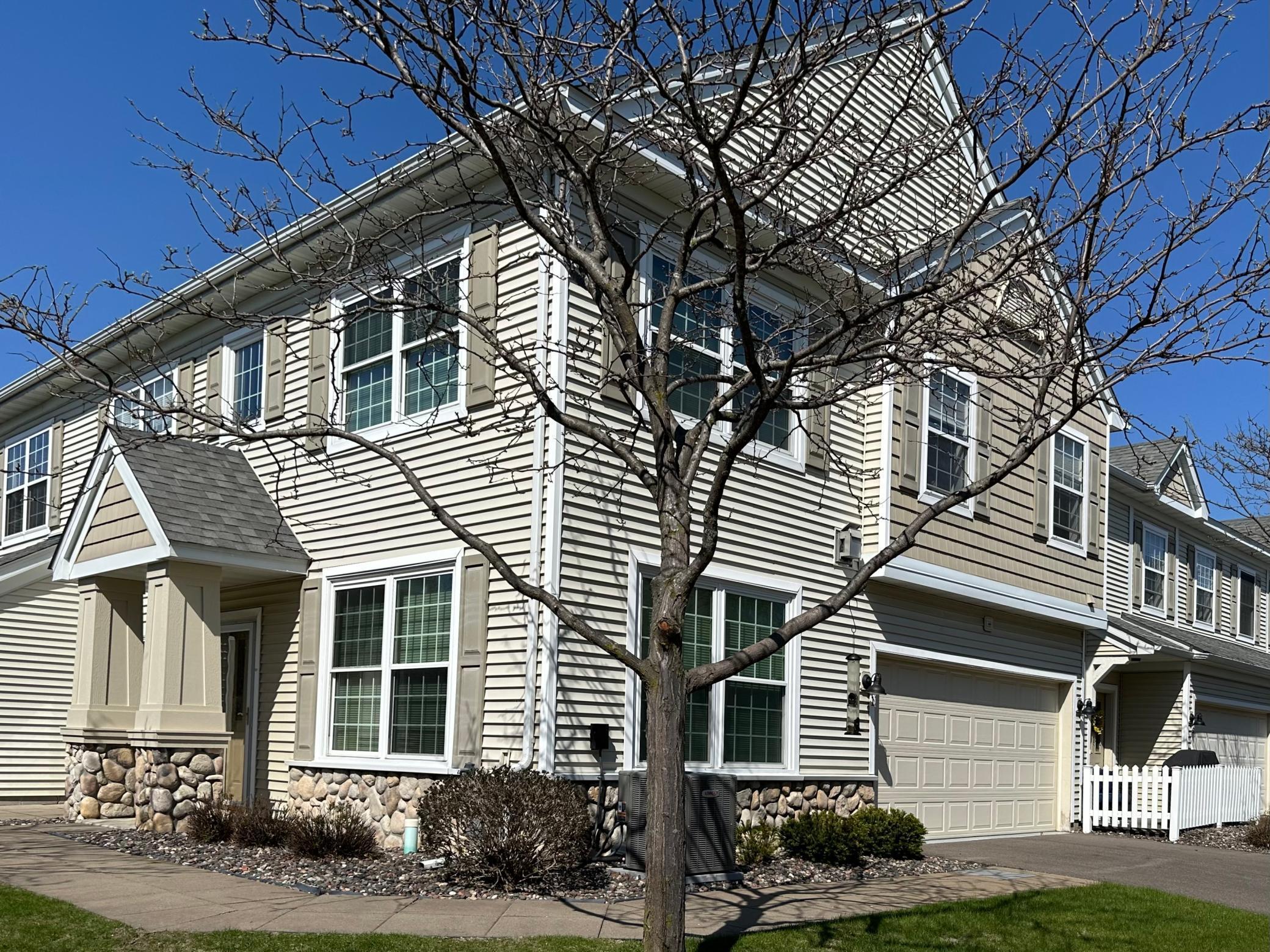 4553 Victor Path #1, Hugo, Minnesota image 3