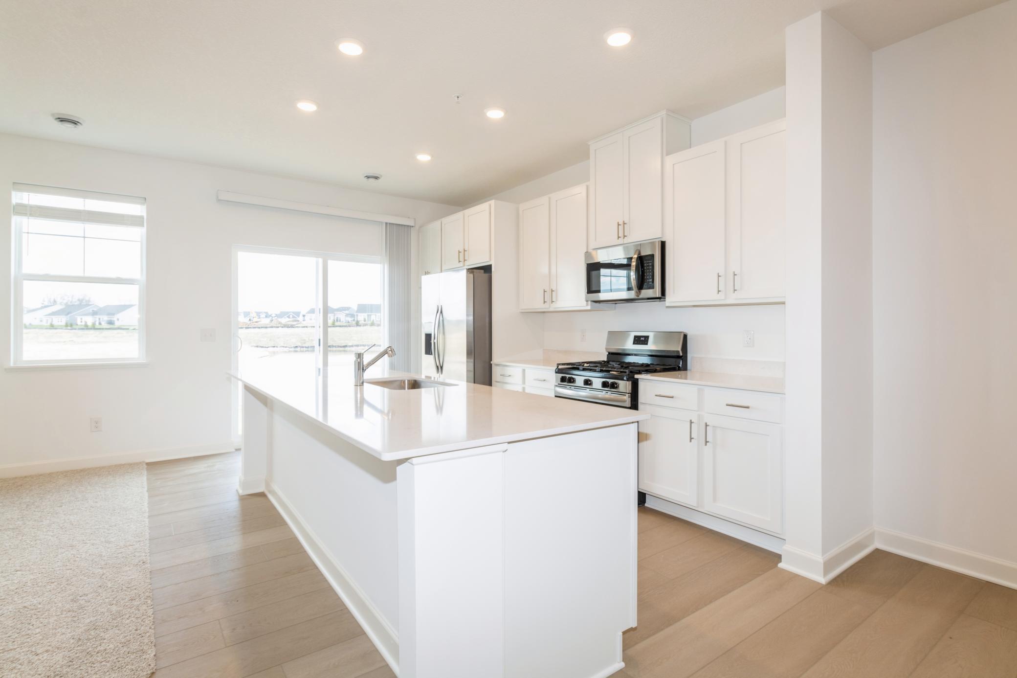 10478 Harbor Lane, Maple Grove, Minnesota image 3