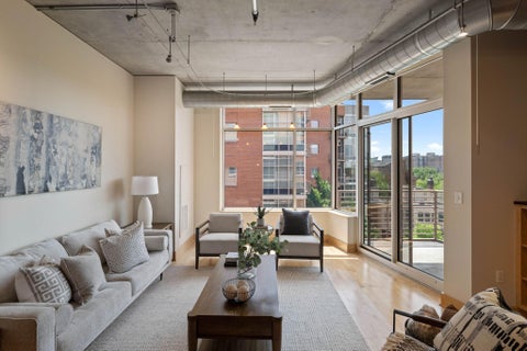 Condo For Sale - 150 2nd Street<br/> Minneapolis, MN 55413