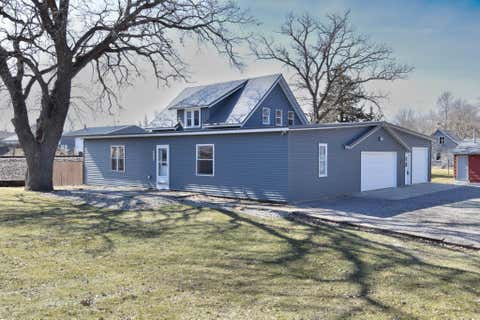 Homes For Sale - 304 5th Avenue<br/> Mcleod County, Brownton, MN 55312
