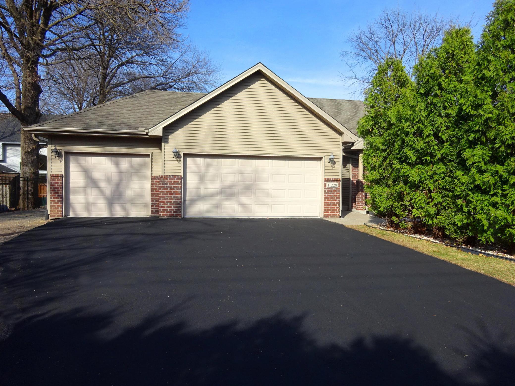 11228 W River Road, Champlin, Minnesota image 3