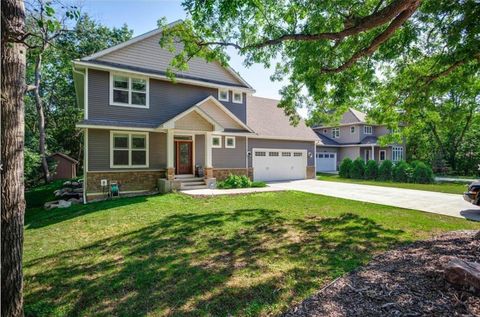 Apartment For Sale - 12601 Ridgemount Avenue<br/> Hopkins, MN 55305