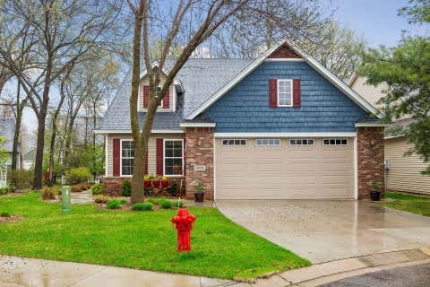Homes For Sale - 10736 Toledo Lane<br/> Minneapolis, MN 55443
