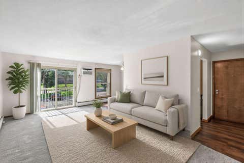 Condo For Sale - 921 11th Avenue<br/> Hopkins, MN 55343