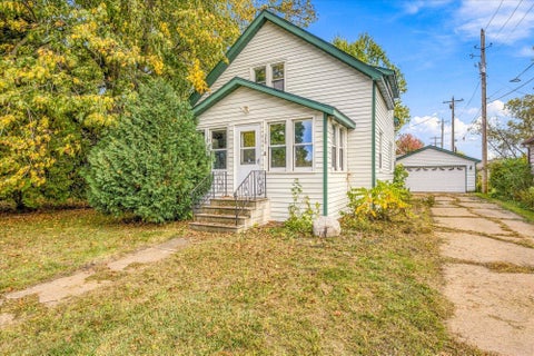 Homes For Sale - 240 S Eliot Avenue<br/> Chisago County, Rush City, MN 55069