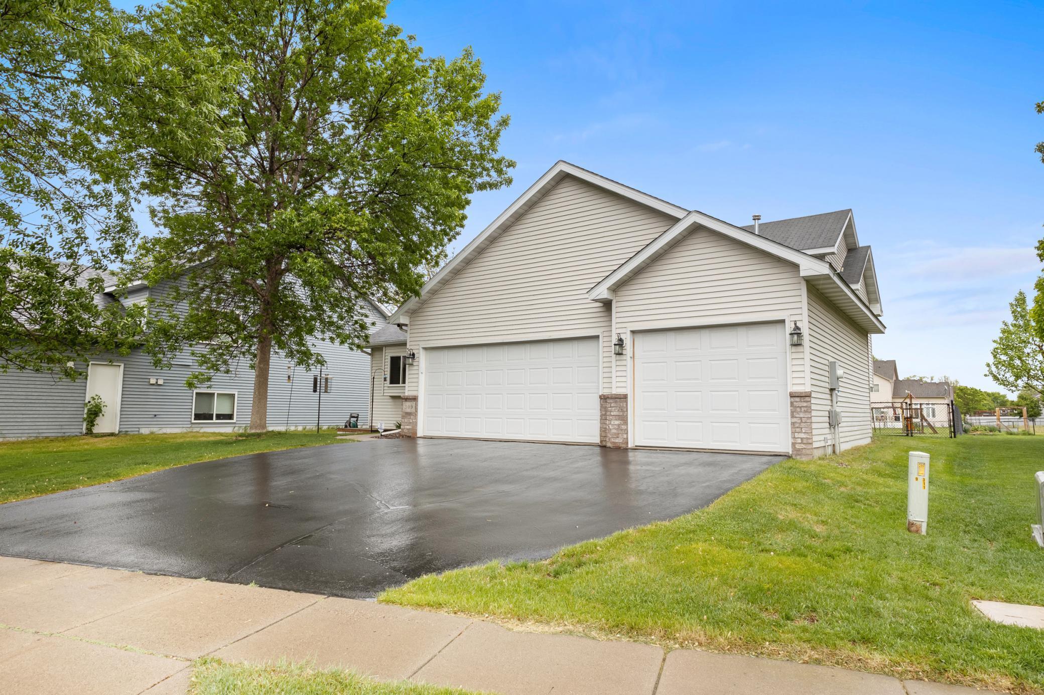 309 9th Street, Farmington, Minnesota image 3