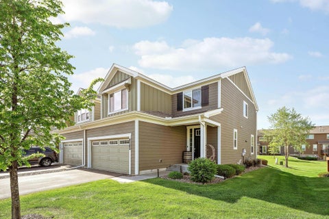 Townhouse For Sale - 12010 84th Avenue<br/> Maple Grove, MN 55369