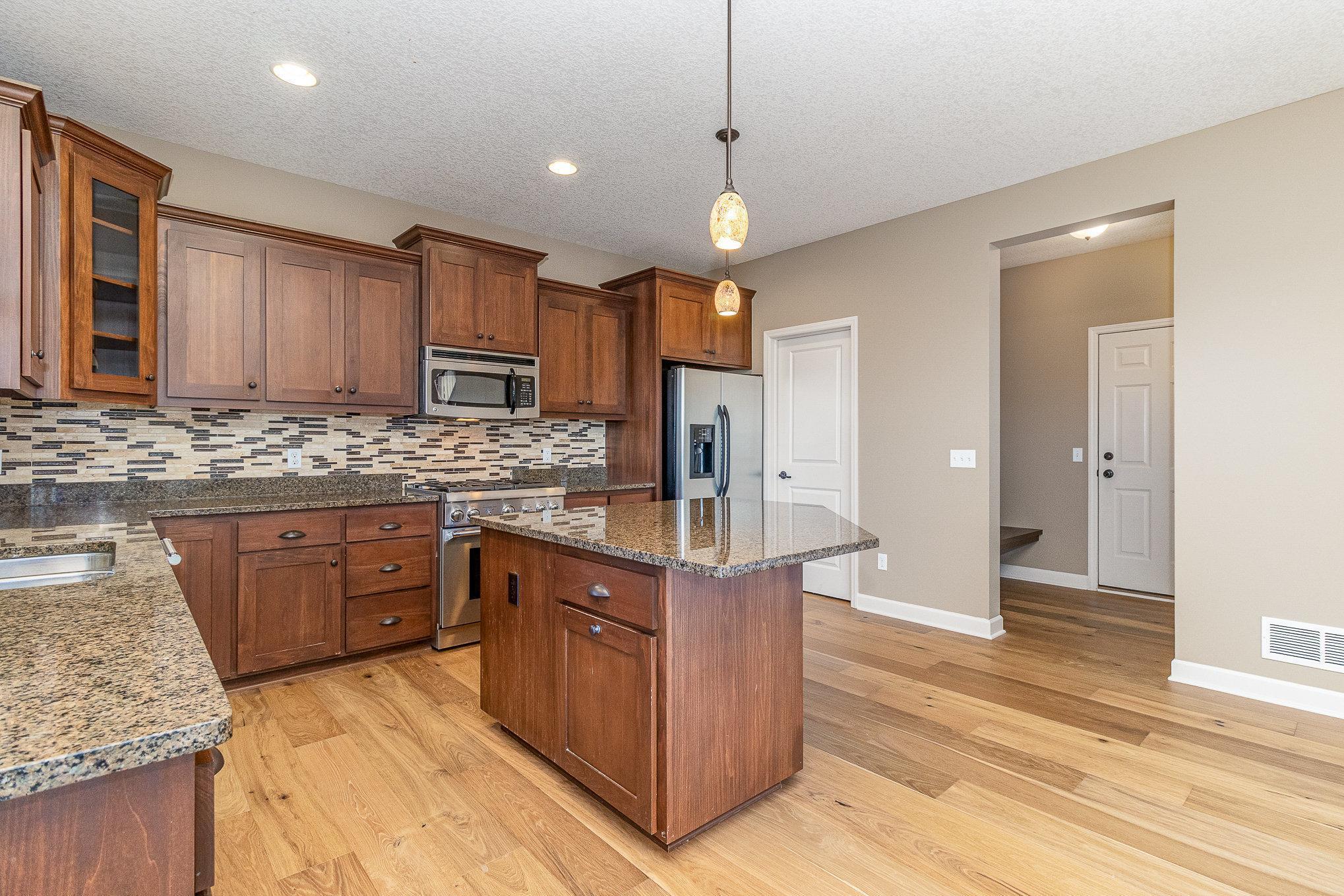 2725 Fieldstone Drive, Victoria, Minnesota image 12