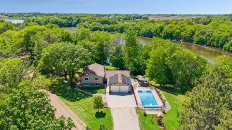Homes For Sale - 1233 Crofoot Avenue<br/> Buffalo, MN 55313