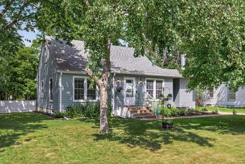 Homes For Sale - 5517 James Avenue<br/> Brooklyn Center, MN 55430