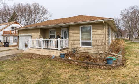Homes For Sale - 415 E Hawthorne Street<br/> Freeborn County, Albert Lea, MN 56007