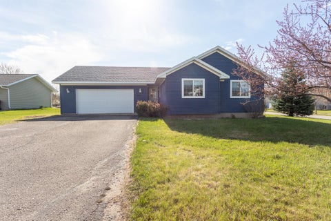 Homes For Sale - 1803 Jasmine Drive<br/> Alexandria, MN 56308