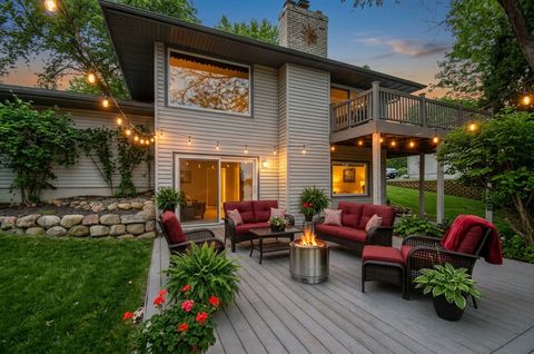 Homes For Sale - 3250 Williams Lane<br/> Mound, MN 55364