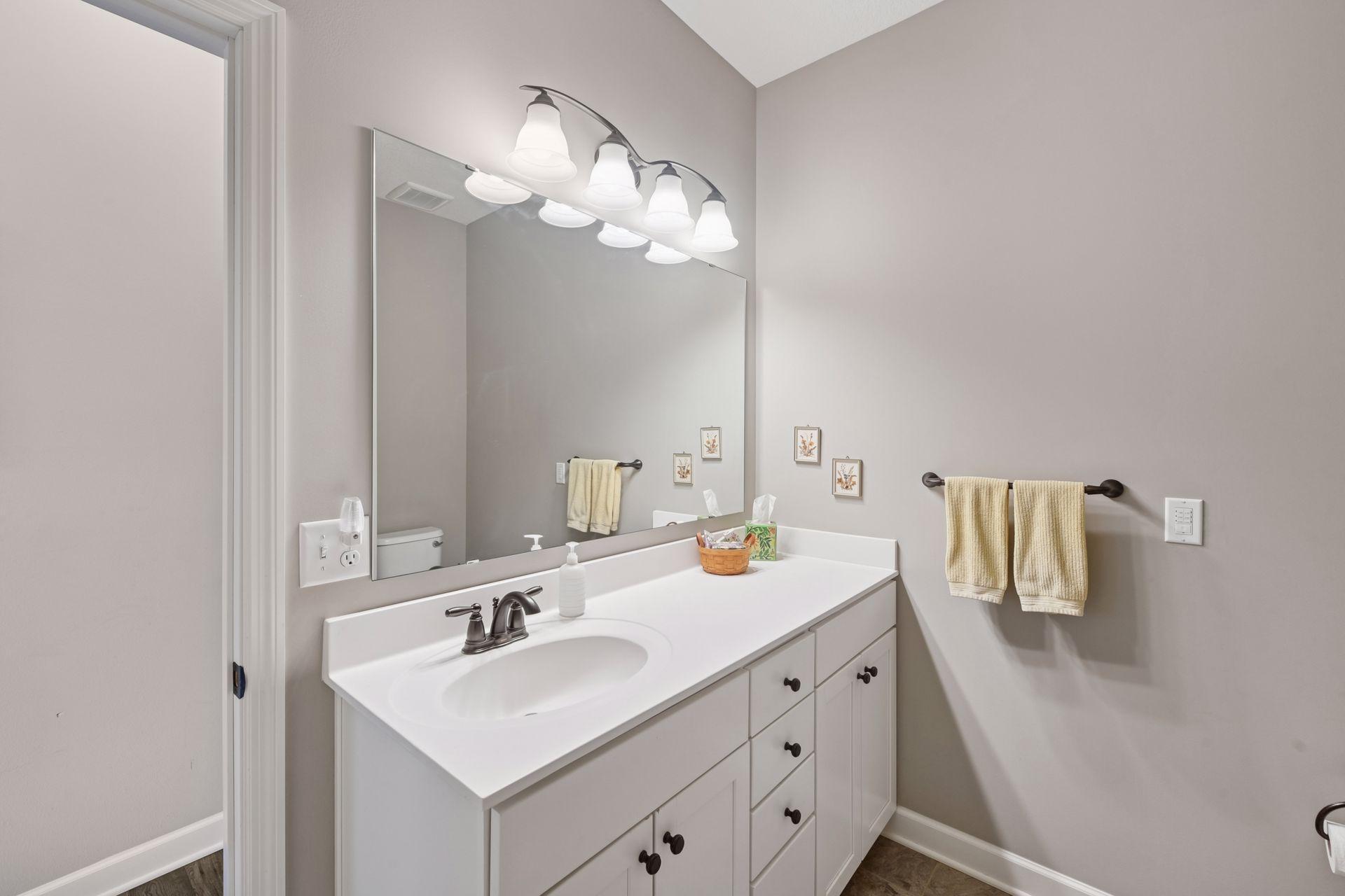 873 Cascade Way, Chaska, Minnesota image 32