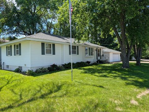 Homes For Sale - 160 109th Avenue<br/> Anoka County, Minneapolis, MN 55434