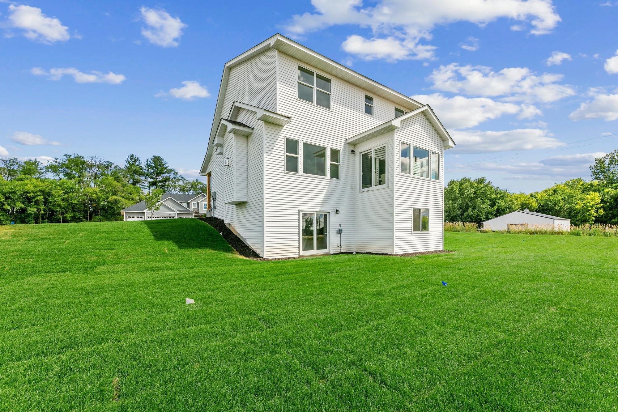 19056 Ulysses Street, Elk River, Minnesota image 2