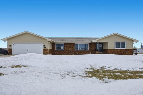 Homes For Sale - 213 5th Street<br/> Sargent County, Gwinner, ND 58040