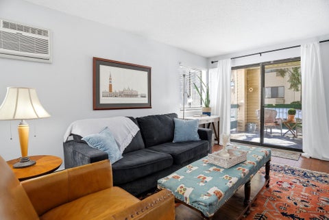 Condo For Sale - 7605 Edinborough Way<br/> Minneapolis, MN 55435