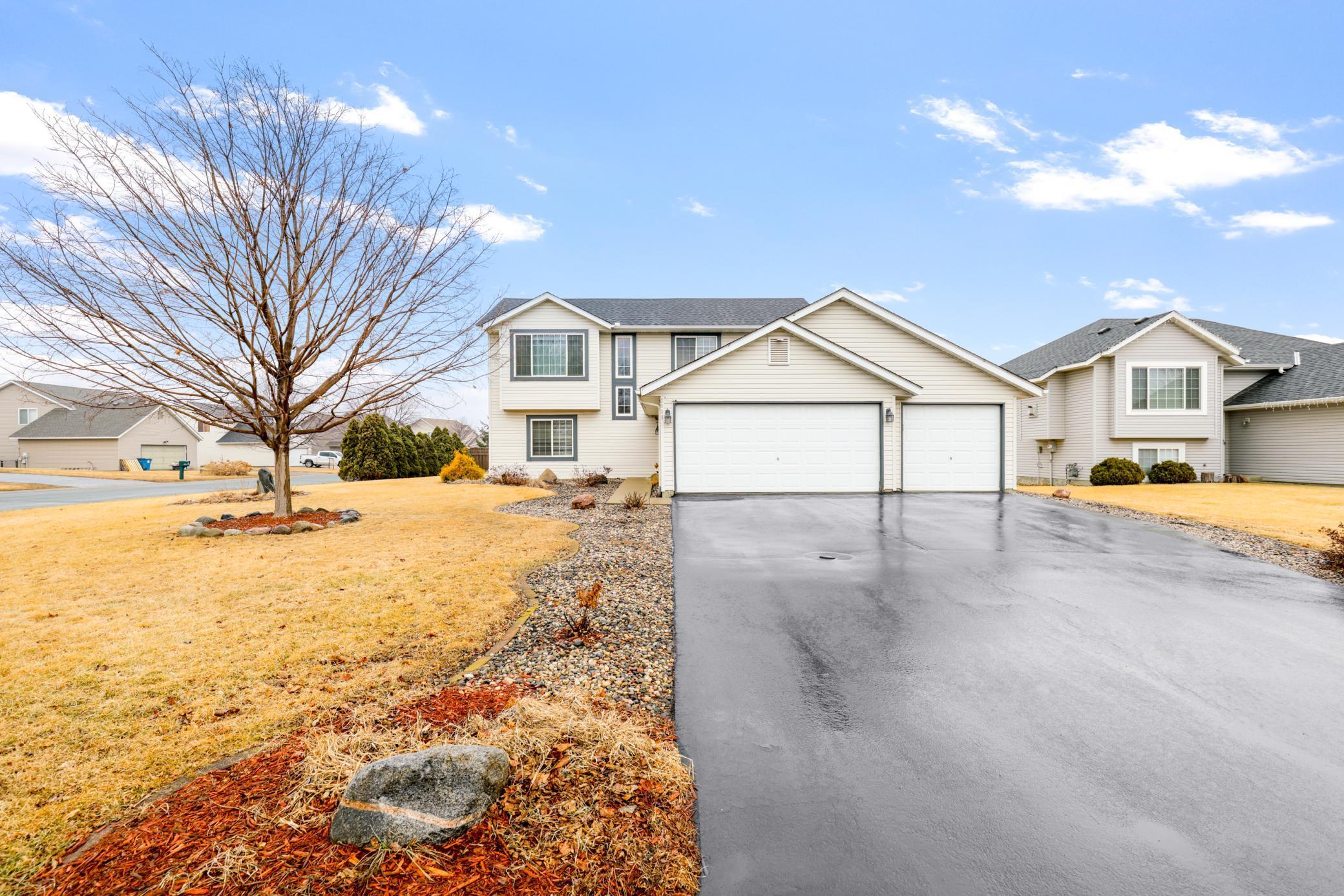 2909 Molina Street, Shakopee, Minnesota image 3