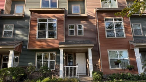 Townhouse For Sale - 7225 E Ramsey Parkway<br/> Ramsey, MN 55303