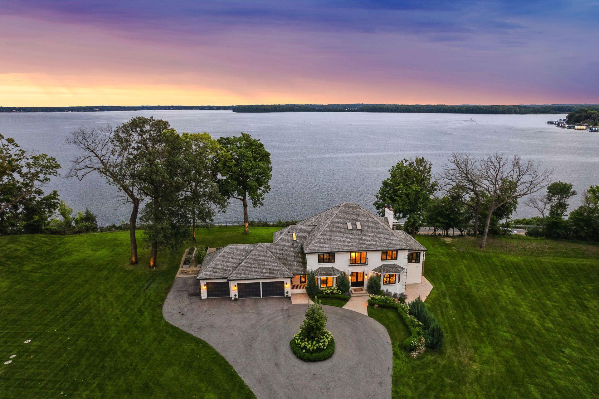 2070 Shoreline Drive, Wayzata, Minnesota image 47