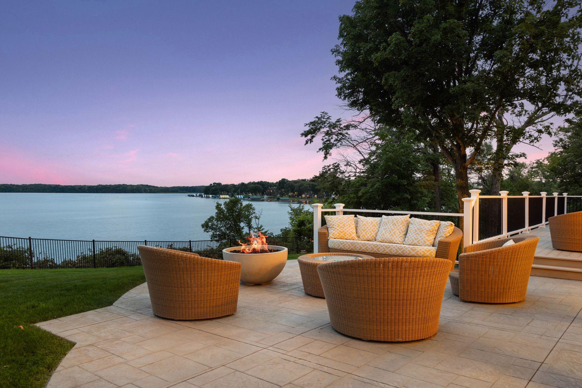 2070 Shoreline Drive, Wayzata, Minnesota image 45