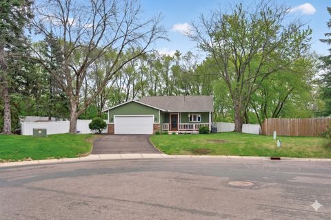 Homes For Sale - 6442 Lancaster Lane<br/> Hennepin County, Maple Grove, MN 55369