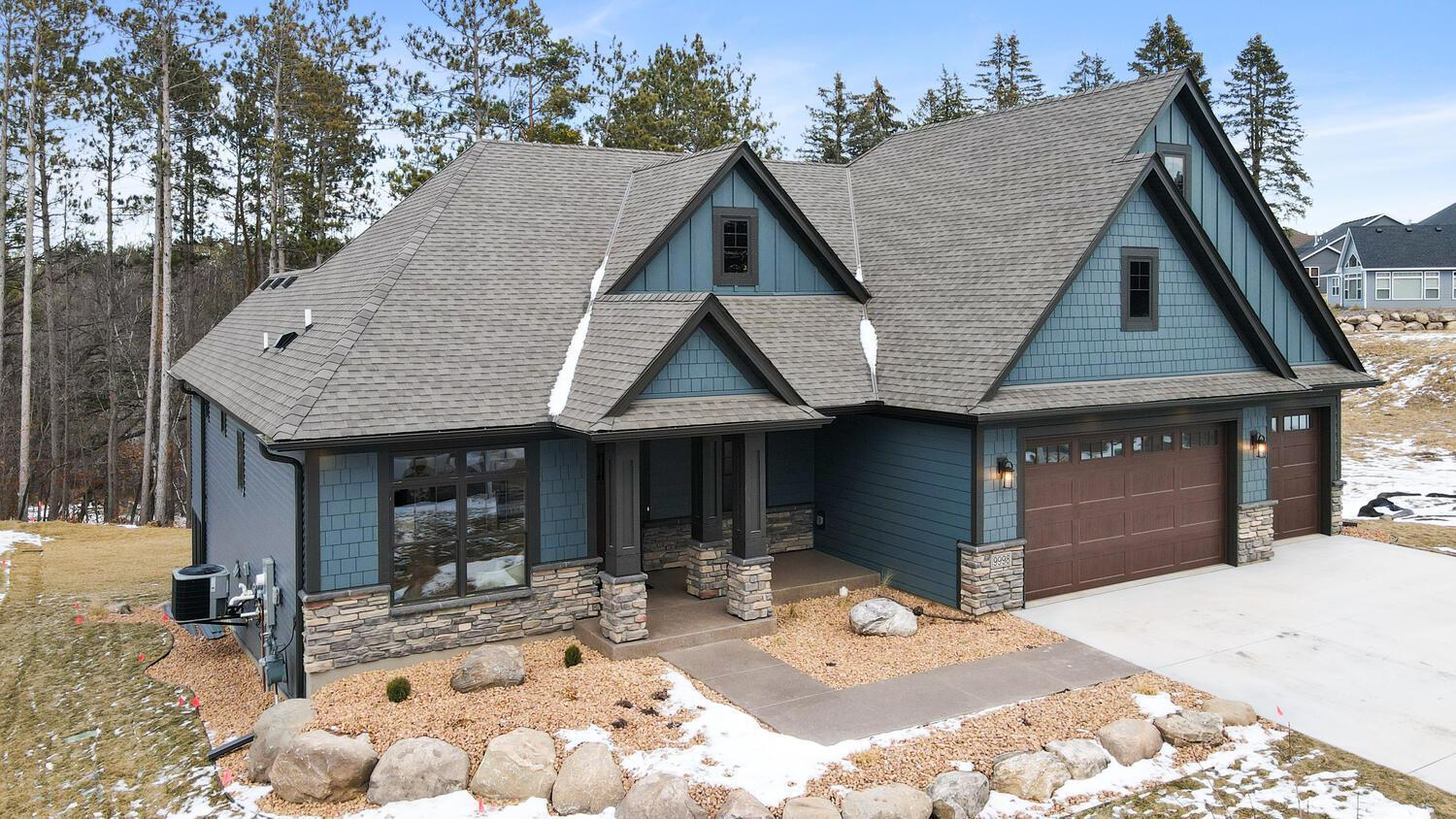 9998 211th Court, Forest Lake, Minnesota image 3