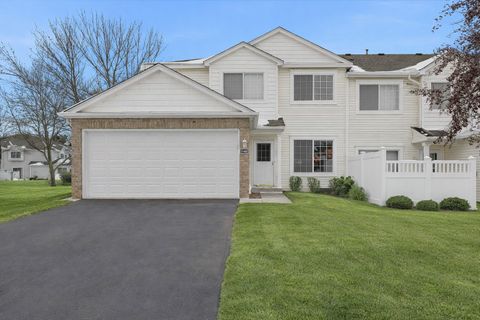 Townhouse For Sale - 11462 Elmwood Avenue<br/> Champlin, MN 55316