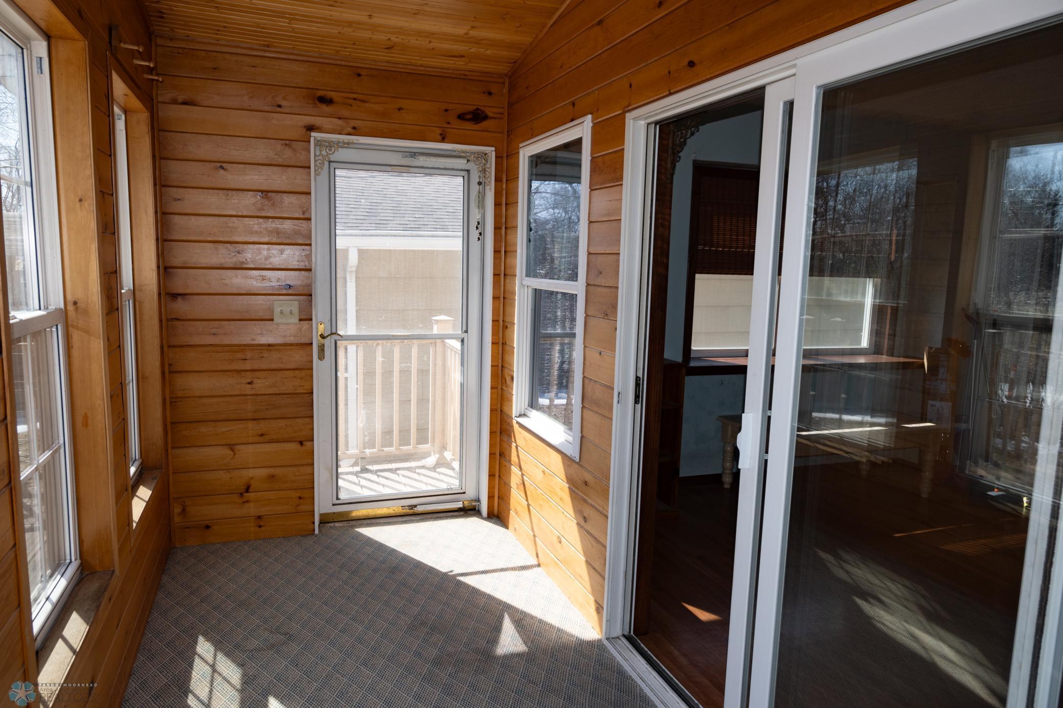1649 1st Street, Fargo, North Dakota image 13