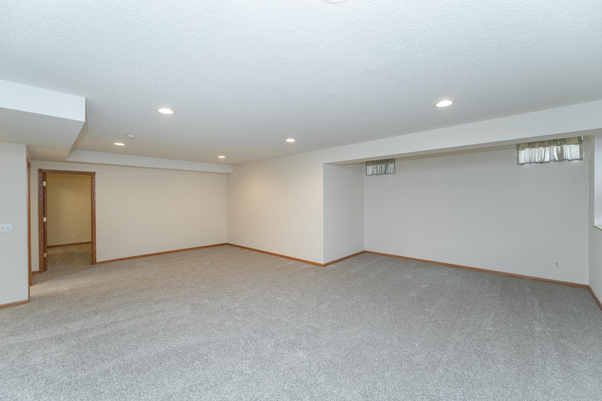 2886 Viola Heights Drive, Rochester, Minnesota image 19