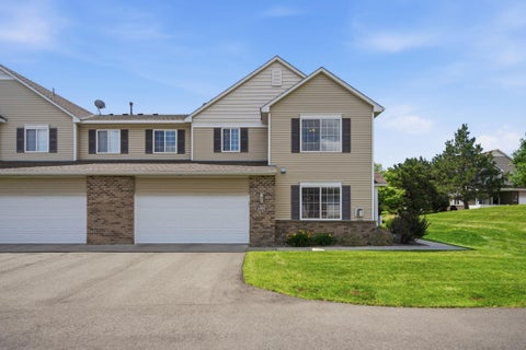 Townhouse For Sale - 4705 Blaylock Way<br/> Inver Grove Heights, MN 55076
