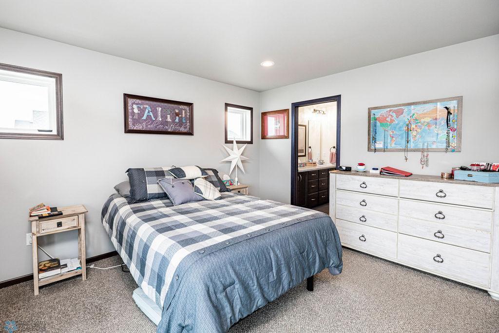 5278 10th Street, West Fargo, North Dakota image 19