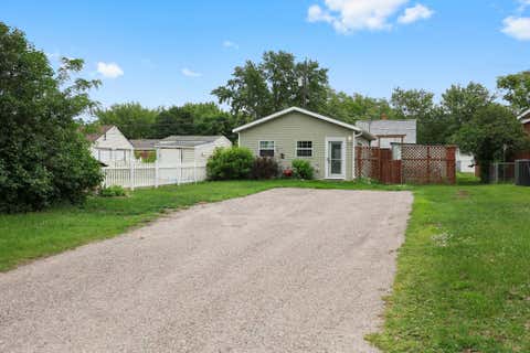 Homes For Sale - 204 37th Avenue<br/> Saint Cloud, MN 56303