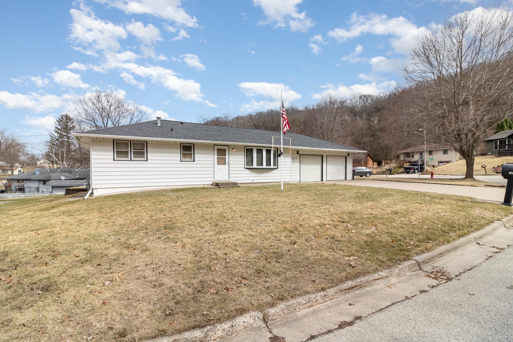1623 Birchwood Drive, Red Wing, Minnesota image 2
