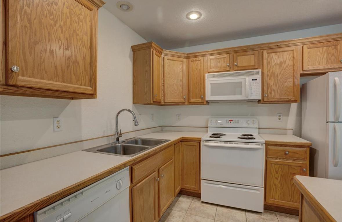 1432 Tall Grass, Hudson, Wisconsin image 16