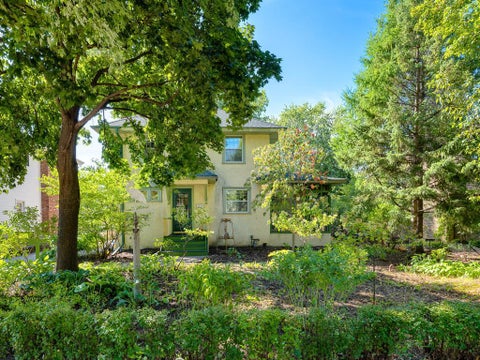 Homes For Sale - 2108 Niles Avenue<br/> Saint Paul, MN 55116