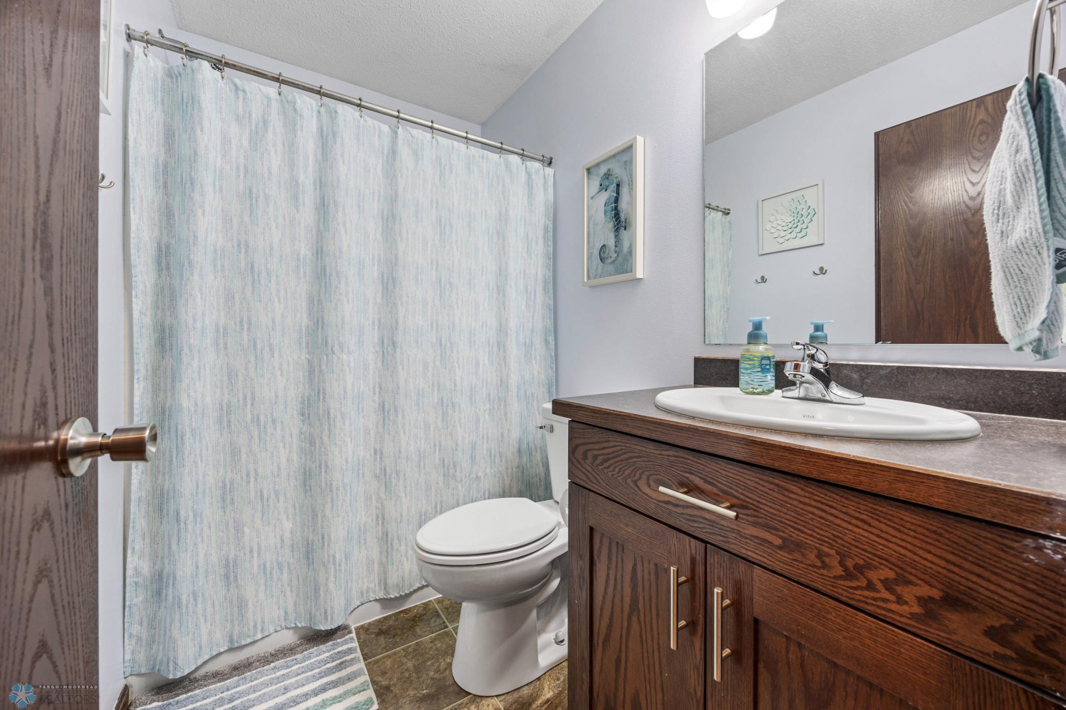 4520 Newport Lane, West Fargo, North Dakota image 18