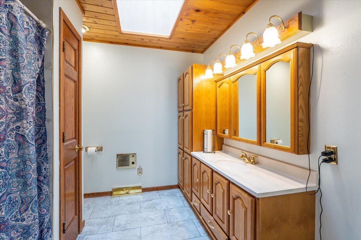 11567 E South Lake Boulevard, Lake Nebagamon, Wisconsin image 14